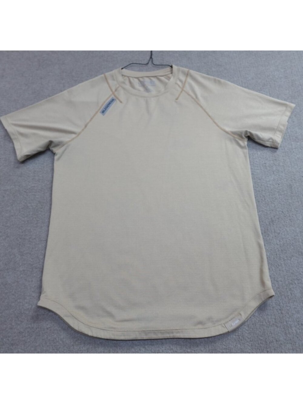 Legends Shirt Small Beige Raglan Sleeves Curved Hem